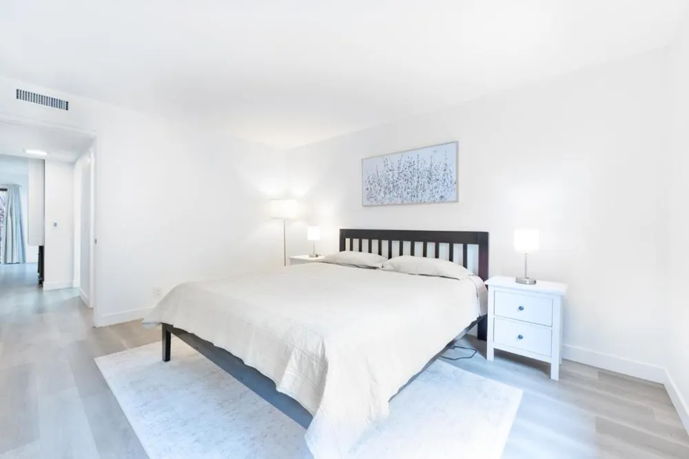 20700 4th Street #3 Saratoga, CA 95070