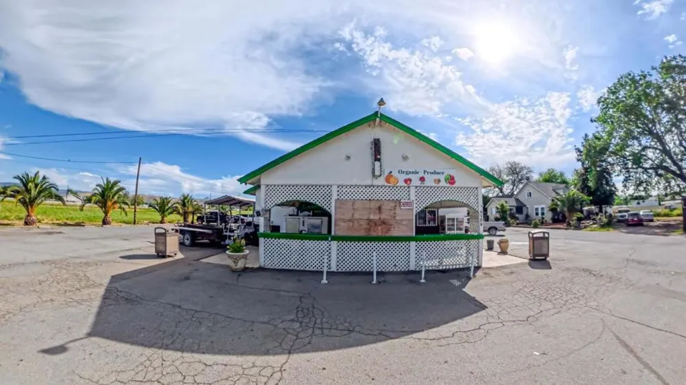 6501 Fairview Road Hollister, CA 95023