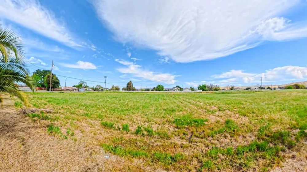 6501 Fairview Road Hollister, CA 95023