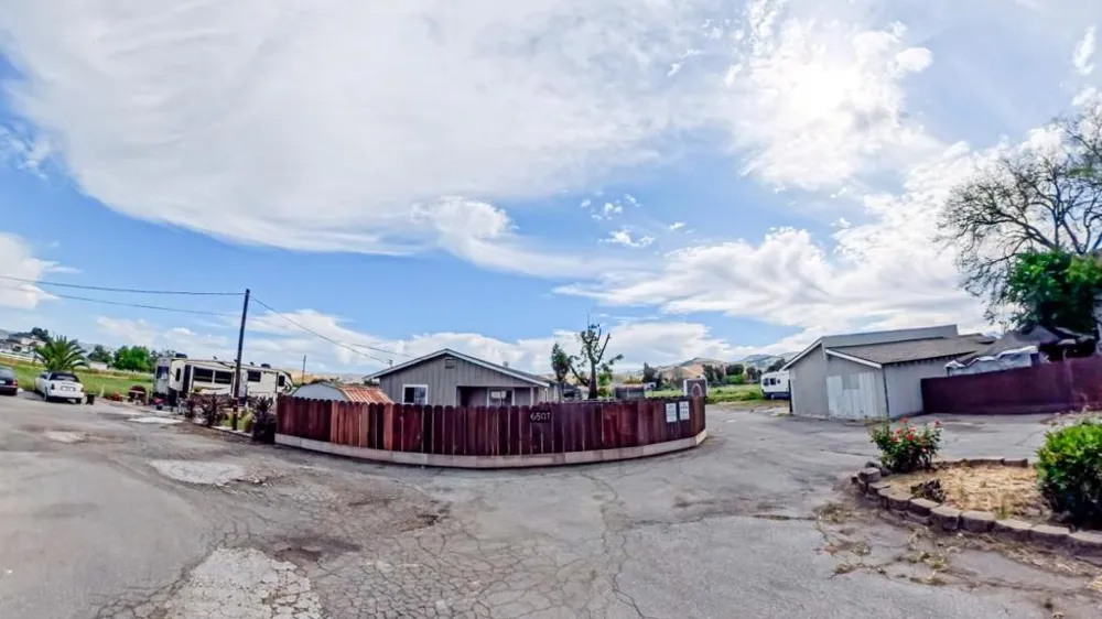 6501 Fairview Road Hollister, CA 95023