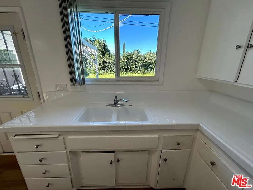 22739 Marlin Place West Hills, CA 91307