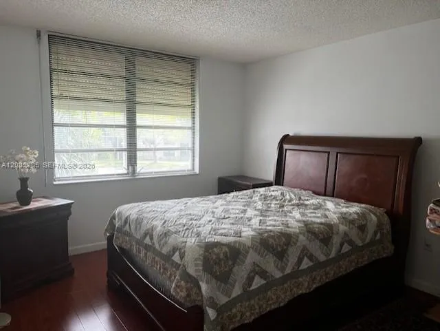 1101 Colony Point Cir #318 Pembroke Pines, FL 33026