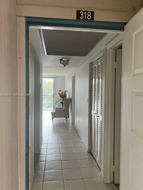 1101 Colony Point Cir #318 Pembroke Pines, FL 33026