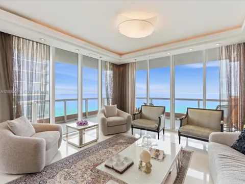 17875 Collins Ave #1501