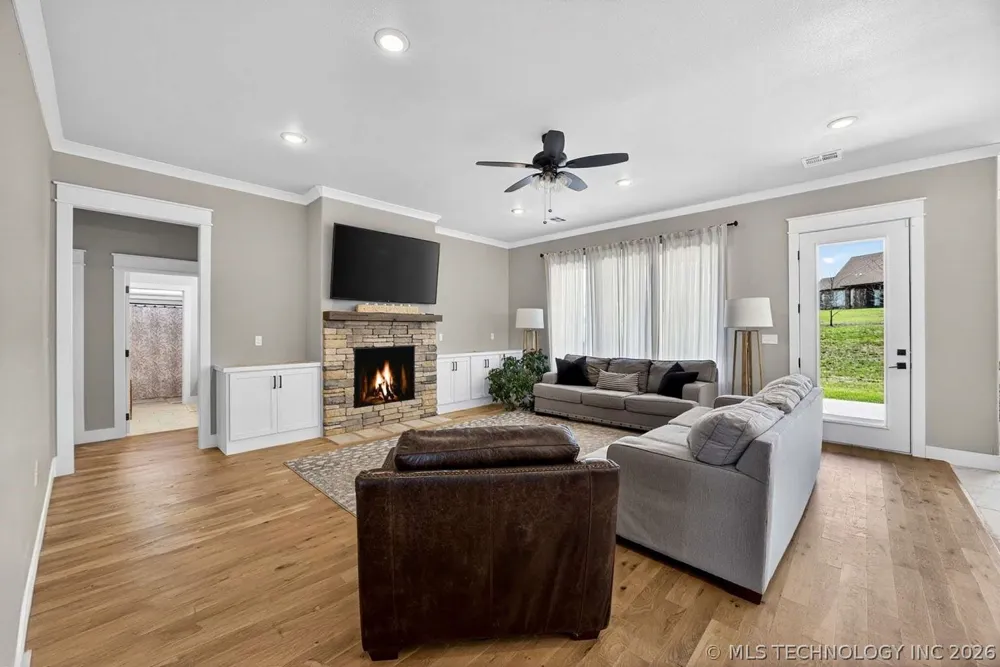 10102 Ratliff Drive Claremore, OK 74017