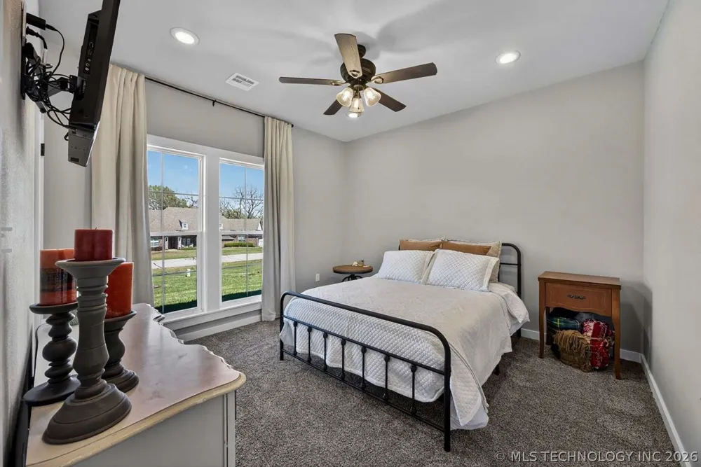 10102 Ratliff Drive Claremore, OK 74017