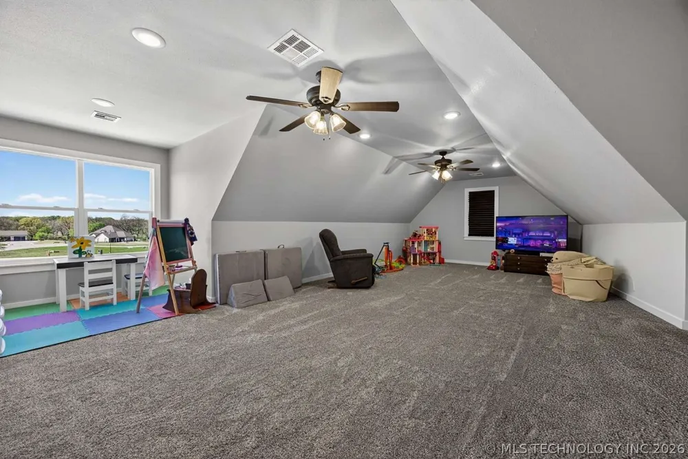 10102 Ratliff Drive Claremore, OK 74017