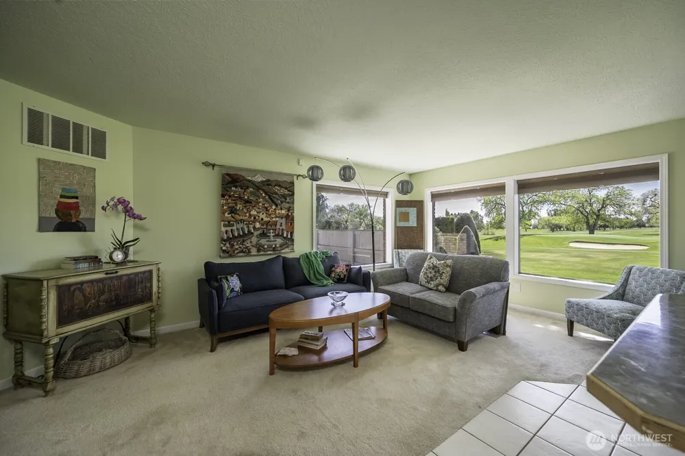 725 Canterbury Road NW Soap Lake, WA 98851
