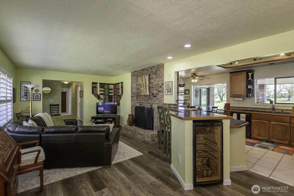 725 Canterbury Road NW Soap Lake, WA 98851
