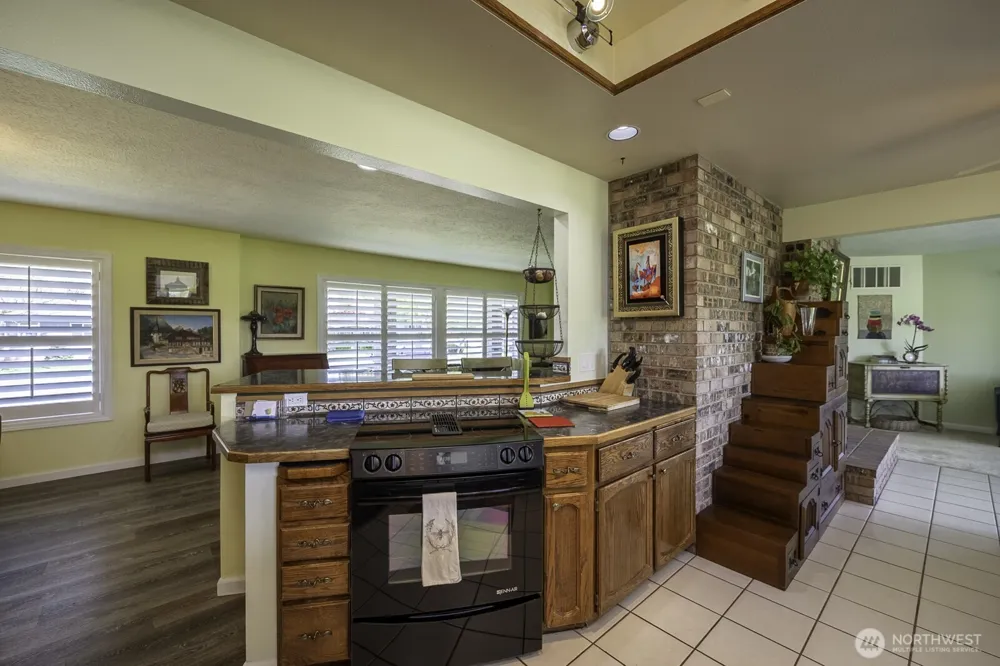 725 Canterbury Road NW Soap Lake, WA 98851