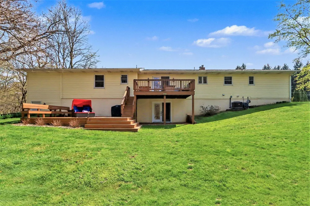 2828 W F AVENUE Cooper Charter Township, MI 49009