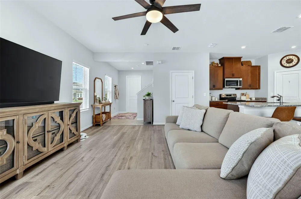 381 CRESTWIND DRIVE Daytona Beach, FL 32124