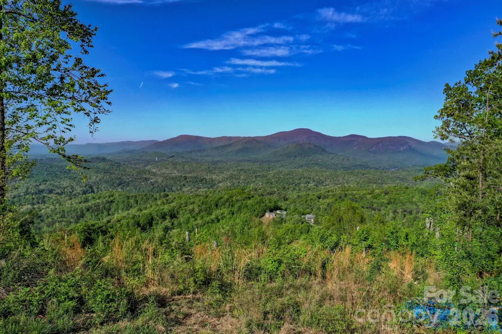 000 Golden Ridge Drive Lake Lure, NC 28746