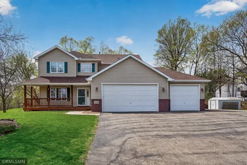 8549 Woodland Curve