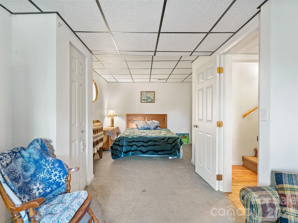 129 Kantagree Drive Bakersville, NC 28705