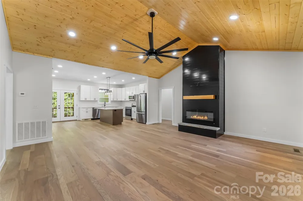 438 Plantation Drive Marion, NC 28752