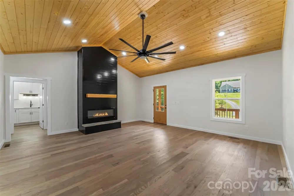 438 Plantation Drive Marion, NC 28752