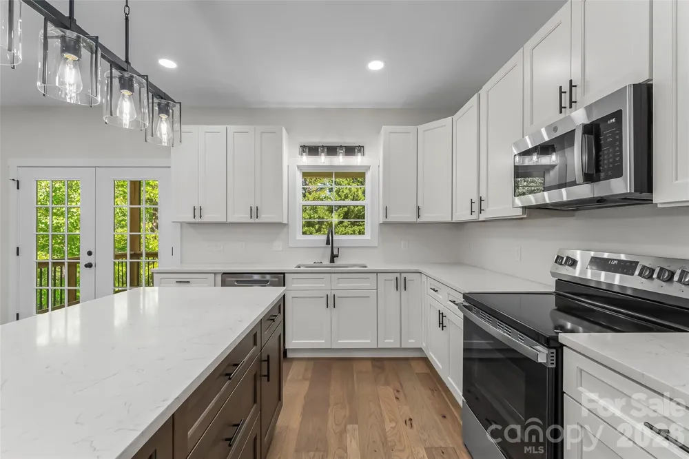 438 Plantation Drive Marion, NC 28752