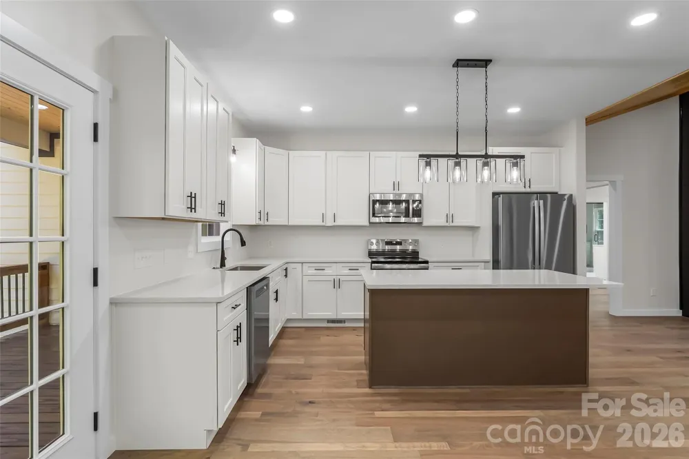 438 Plantation Drive Marion, NC 28752