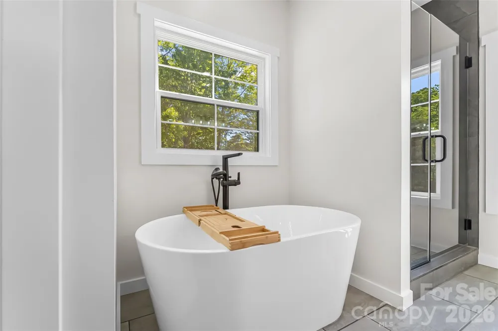 438 Plantation Drive Marion, NC 28752
