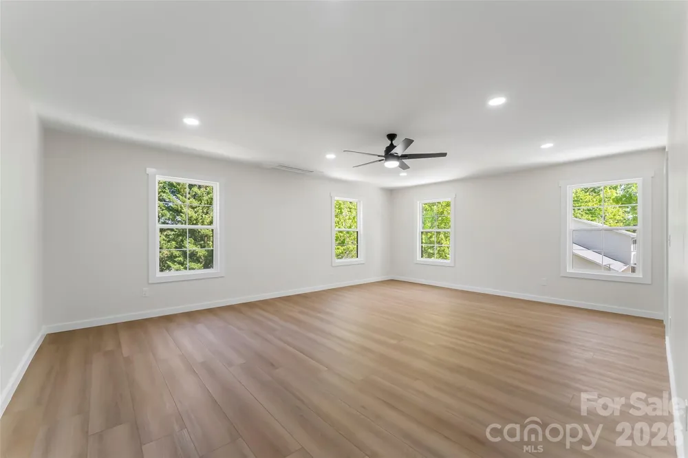 438 Plantation Drive Marion, NC 28752