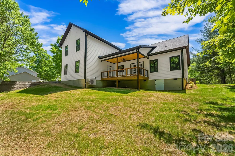 438 Plantation Drive Marion, NC 28752