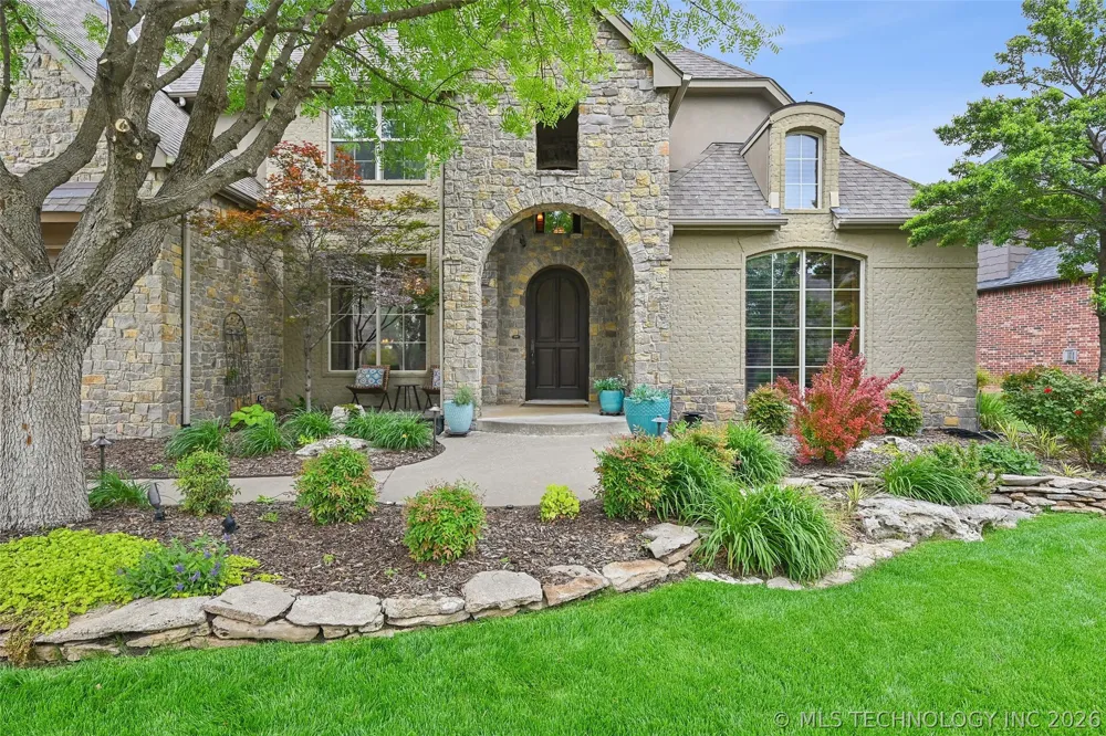 11307 S College Avenue Tulsa, OK 74137
