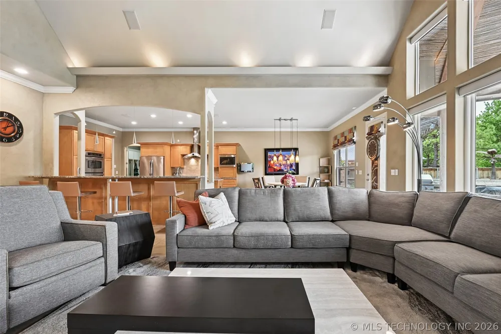 11307 S College Avenue Tulsa, OK 74137
