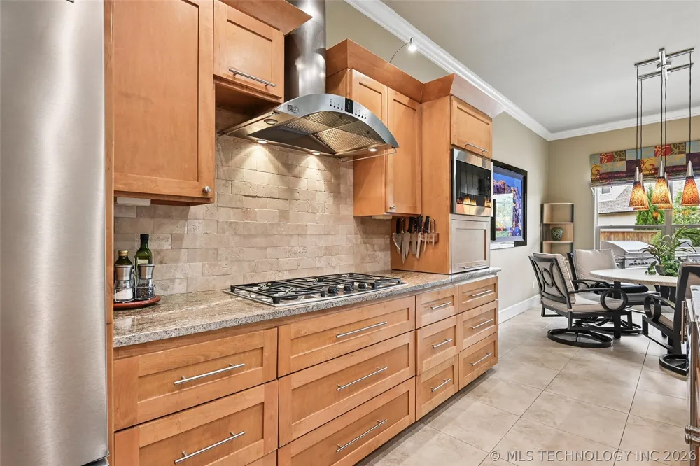 11307 S College Avenue Tulsa, OK 74137