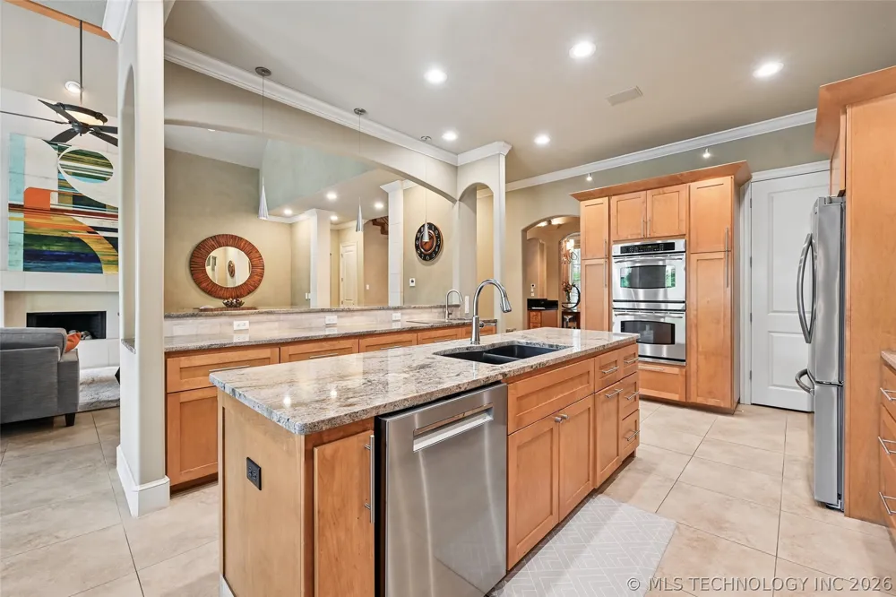 11307 S College Avenue Tulsa, OK 74137