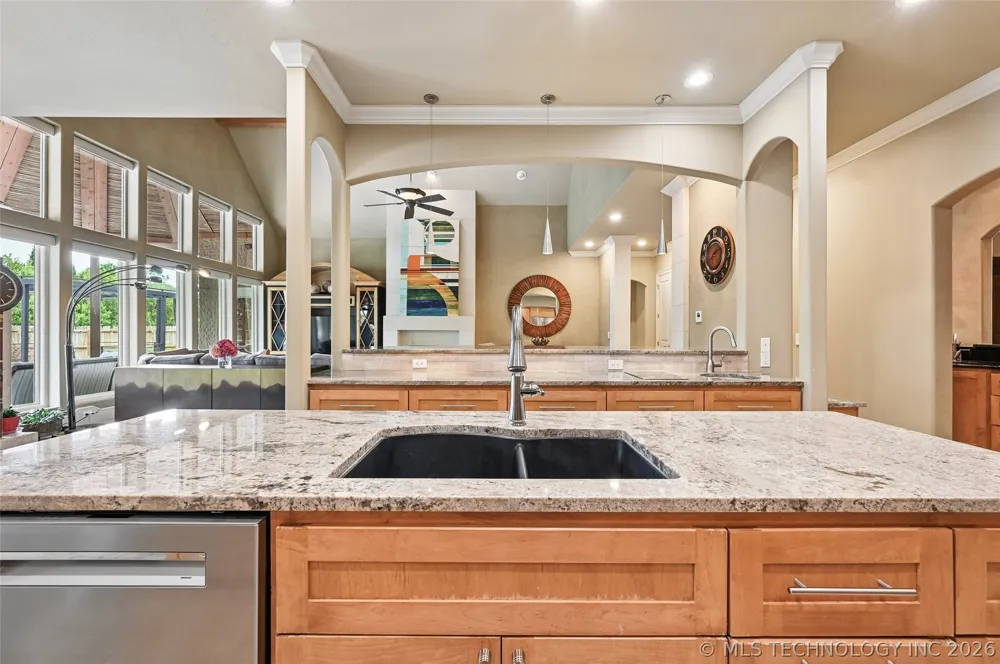 11307 S College Avenue Tulsa, OK 74137