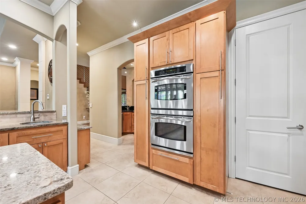 11307 S College Avenue Tulsa, OK 74137