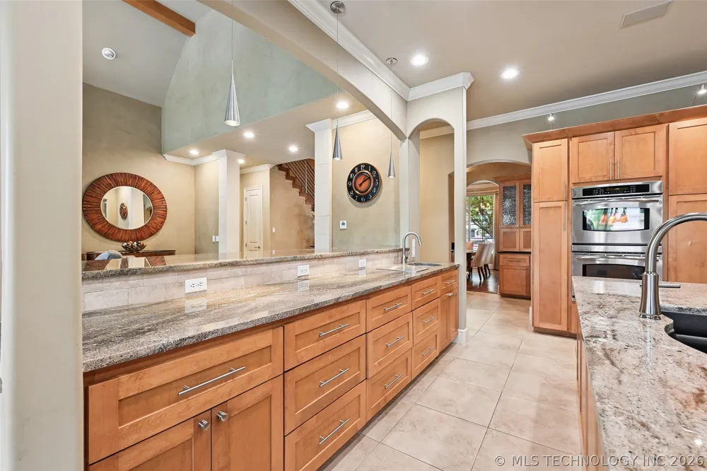 11307 S College Avenue Tulsa, OK 74137