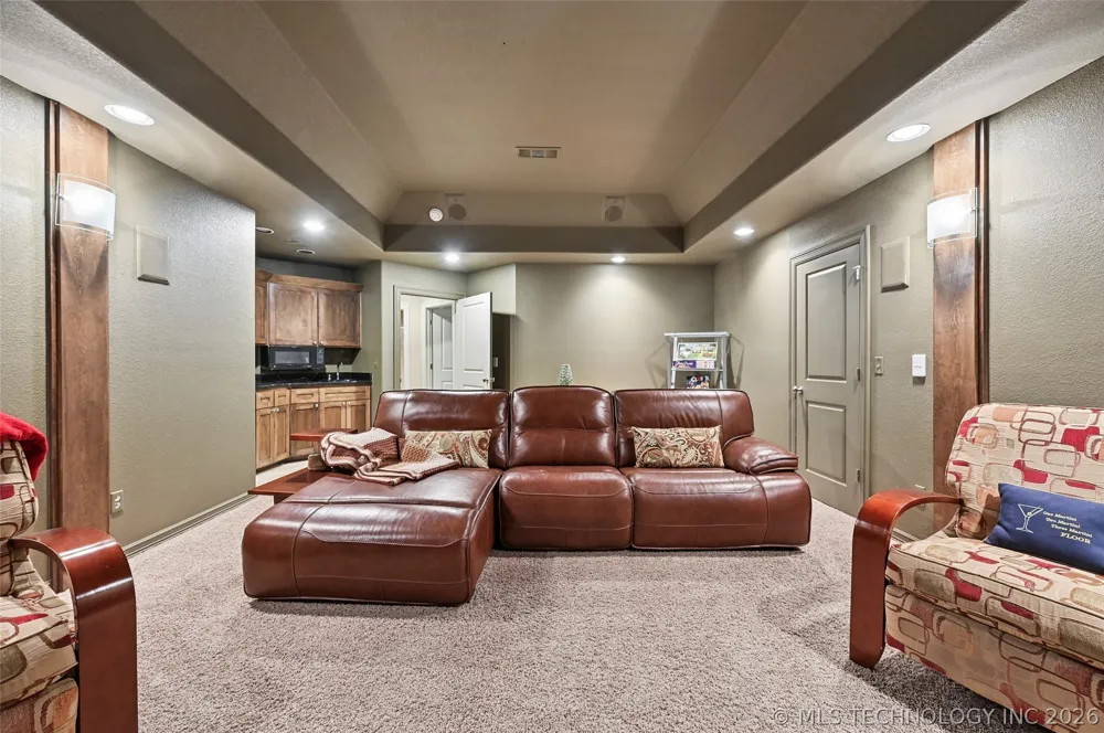 11307 S College Avenue Tulsa, OK 74137