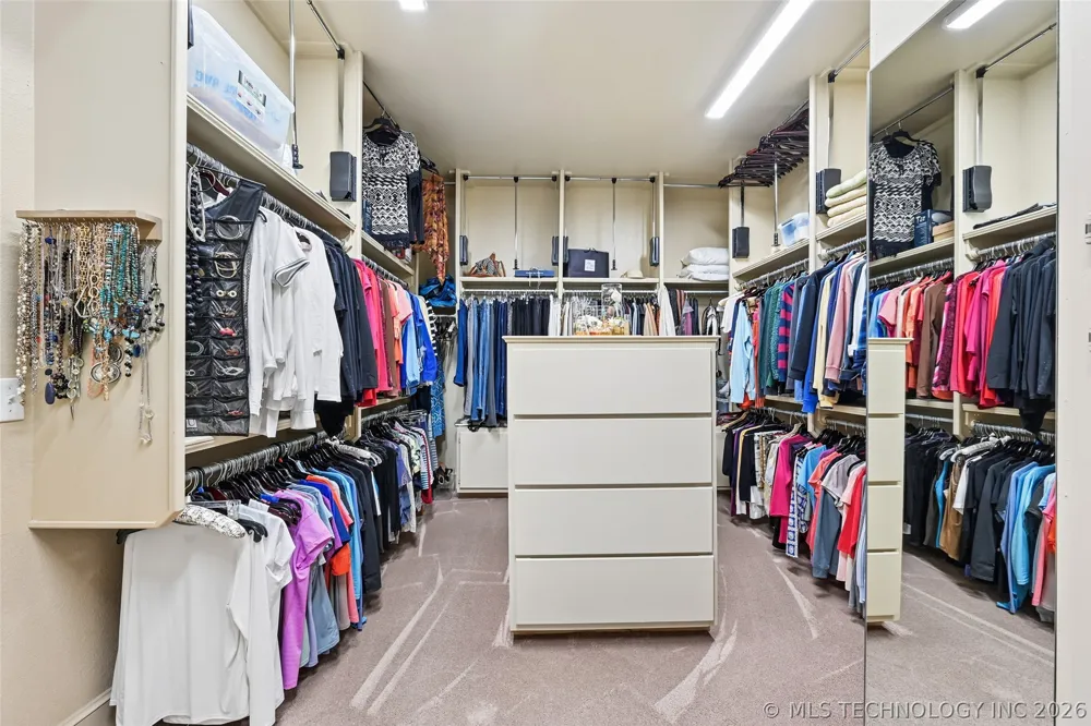 11307 S College Avenue Tulsa, OK 74137