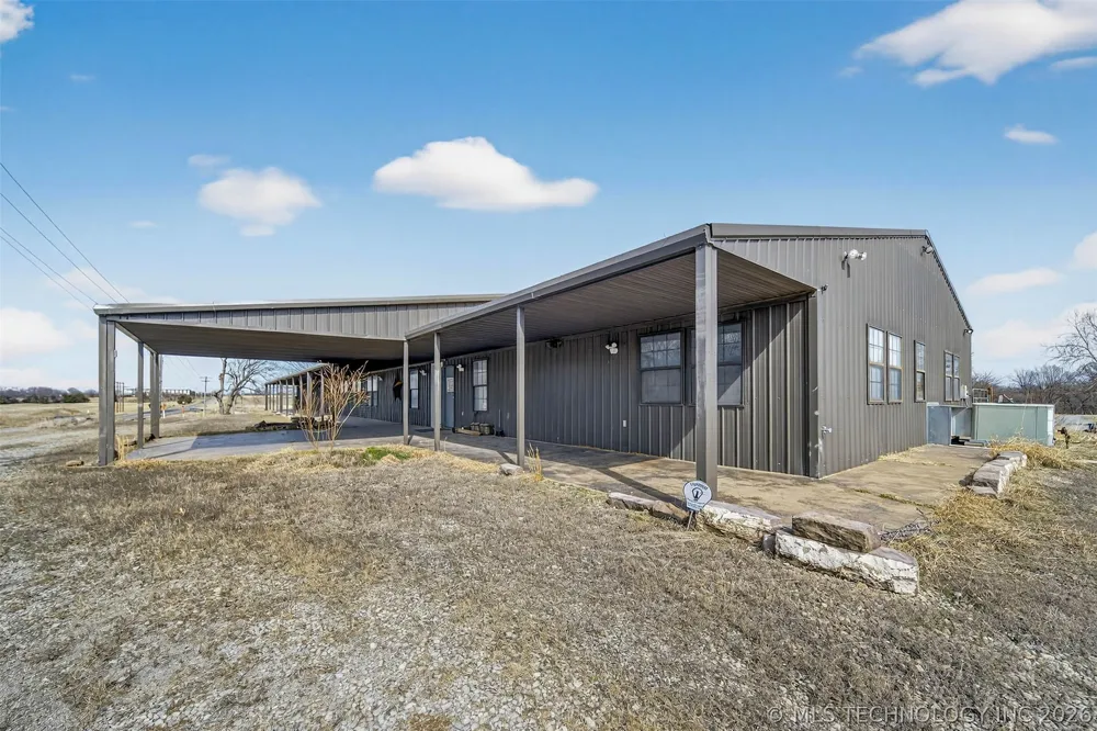 1521 Hwy 99 Stroud, OK 74079