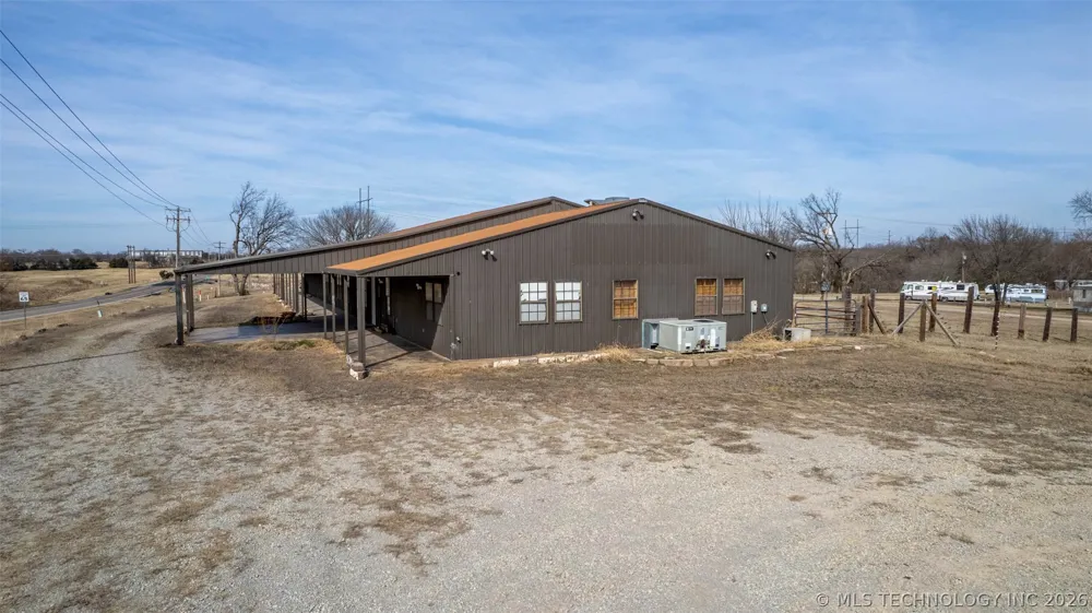 1521 Hwy 99 Stroud, OK 74079