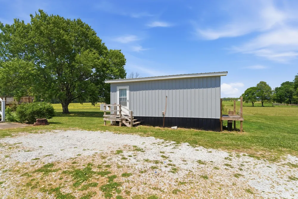 404 Logan Chapel Rd Hillsboro, TN 37342