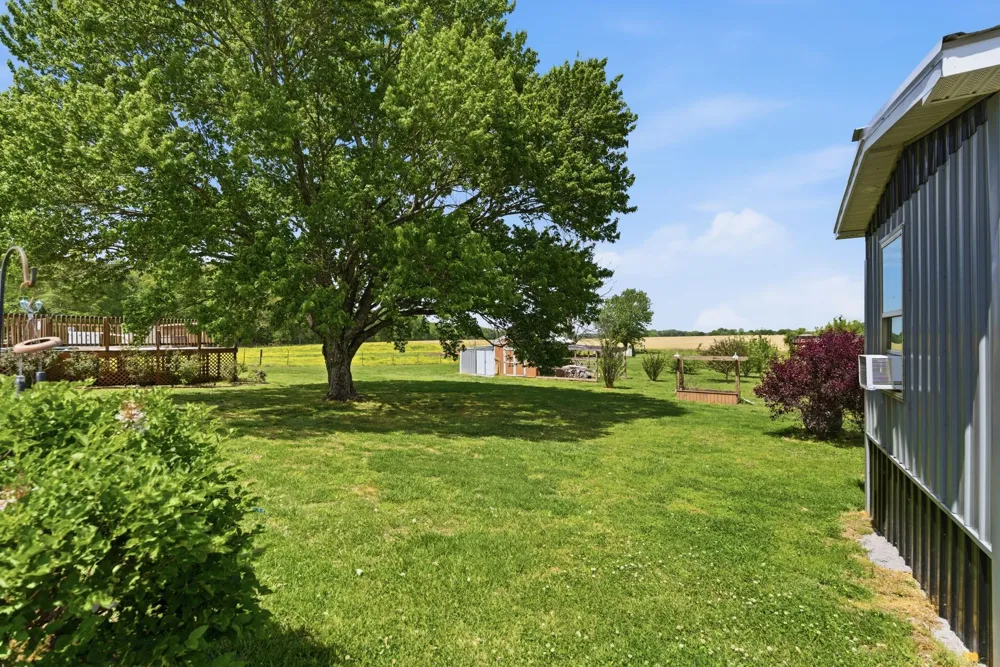 404 Logan Chapel Rd Hillsboro, TN 37342
