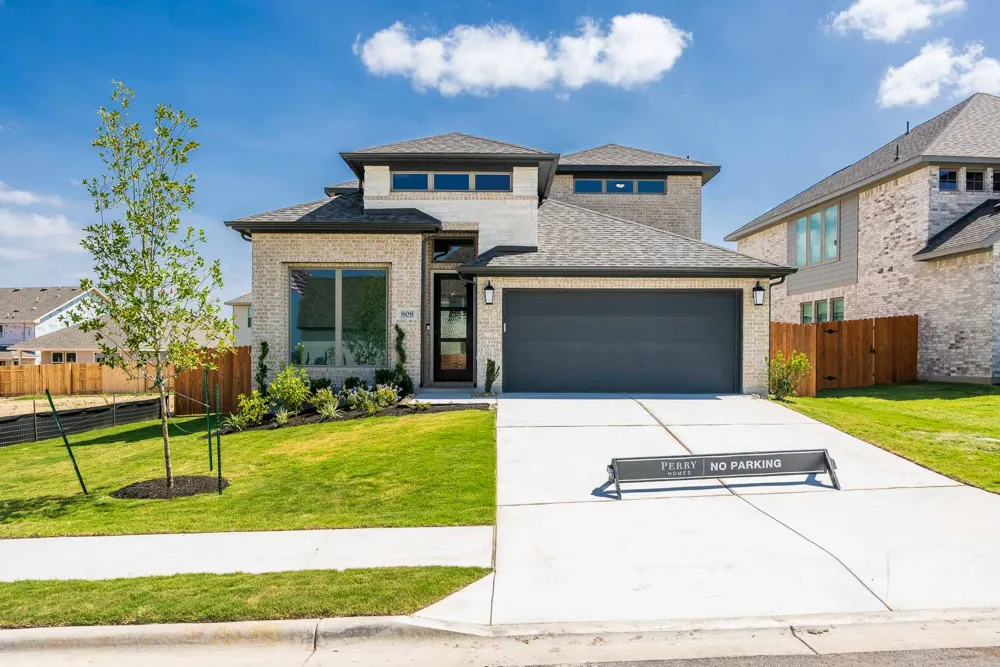 808 Lariat Loop Liberty Hill, TX 78642