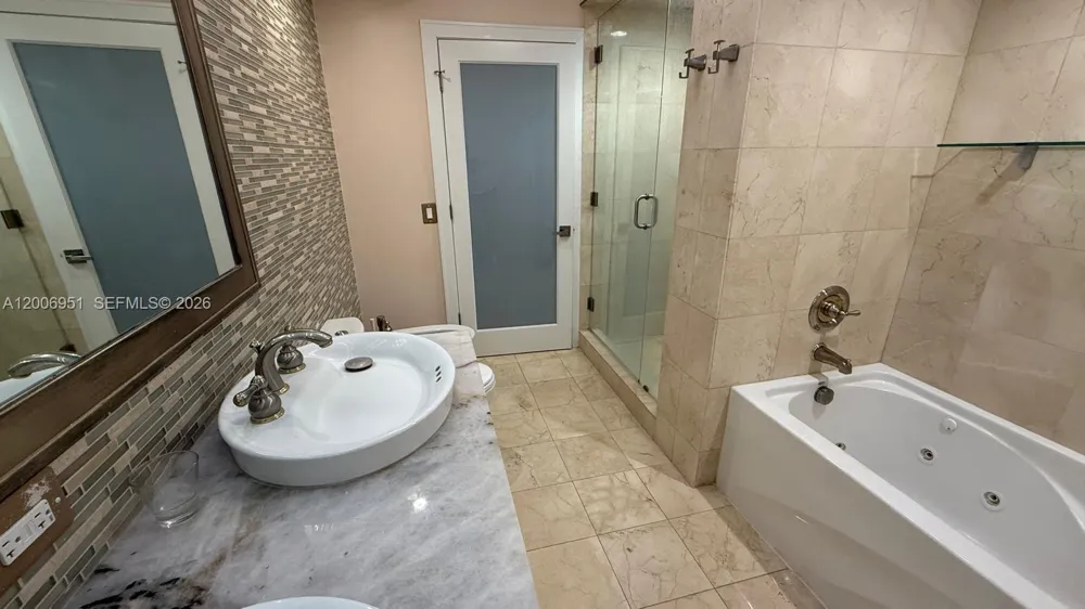 6365 Collins Ave #906 Miami Beach, FL 33141