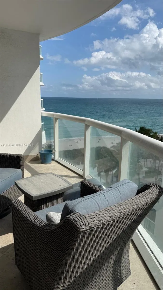6365 Collins Ave #906 Miami Beach, FL 33141