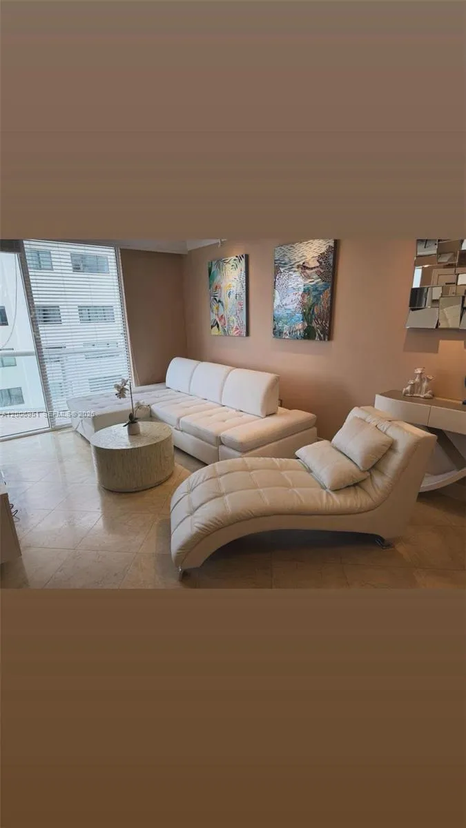 6365 Collins Ave #906 Miami Beach, FL 33141