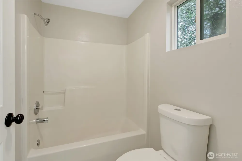 29851 48th Avenue S Auburn, WA 98001