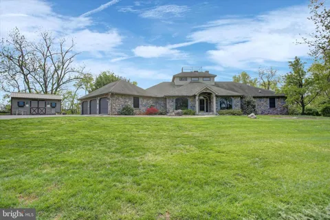 870 REMINGTON DRIVE