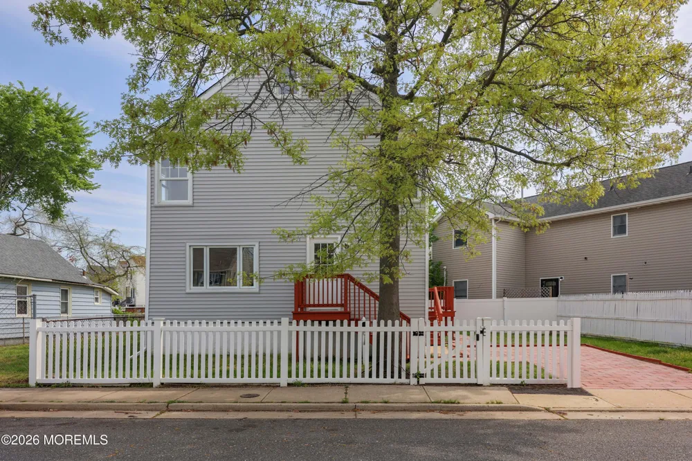136 Raritan Avenue Keansburg, NJ 07734