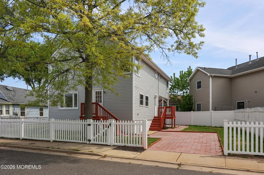 136 Raritan Avenue Keansburg, NJ 07734
