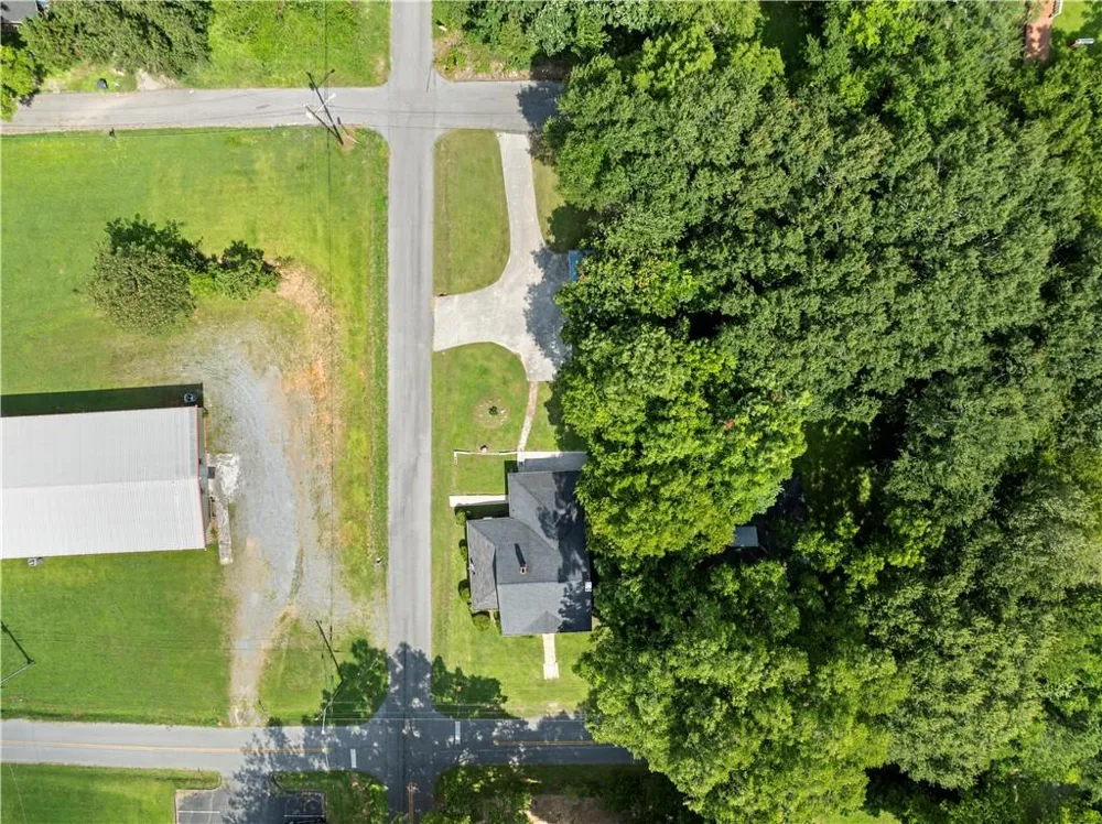 310 Georgia Avenue Summerville, GA 30747