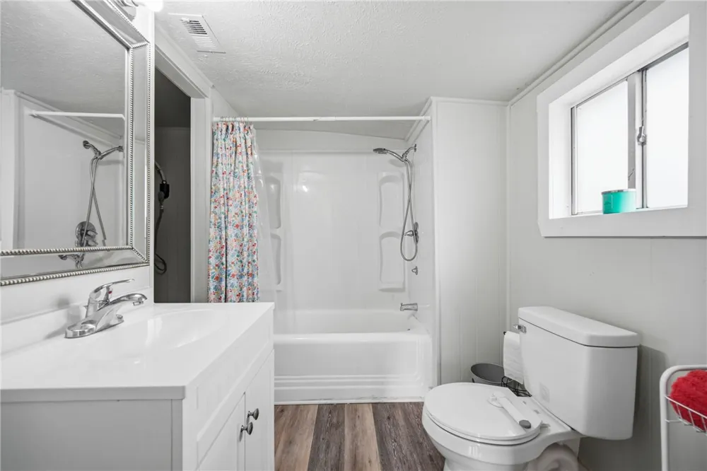 516 E Johnston Avenue Kingsville, TX 78363
