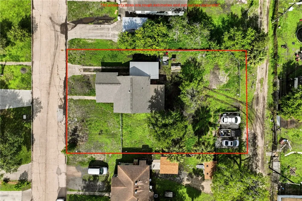516 E Johnston Avenue Kingsville, TX 78363